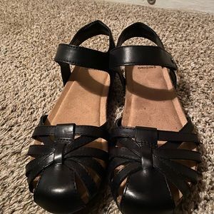 Black Earth Shoes Mary Jane Sandals NWOT Sz 8